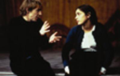 Esther Kahn