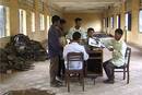 S-21: La machine de mort Khmer rouge S-21: La machine de mort Khmer rouge