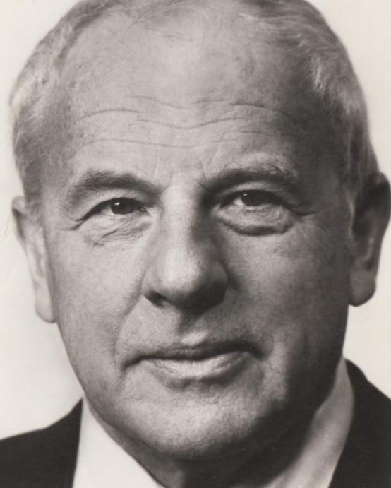Walter Buschhoff Walter Buschhoff