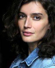 H&eacute;l&egrave;ne Seuzaret