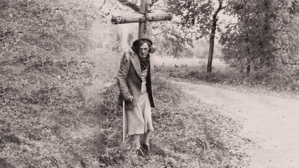 George, l'homme en robe George, l'homme en robe