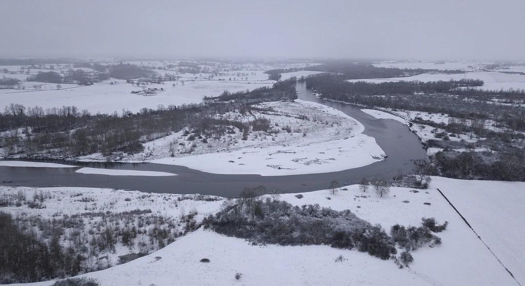 L'Allier, dernière rivière sauvage L'Allier, dernière rivière sauvage