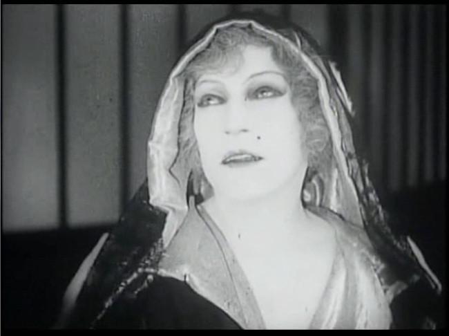 L'Inhumaine L'Inhumaine