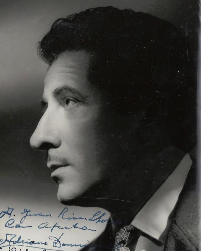 Adriano Domínguez UniFrance