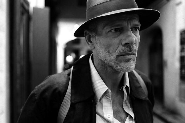 Pardonnez-moi / 仮題:私を許して Pardonnez-moi / 仮題:私を許して