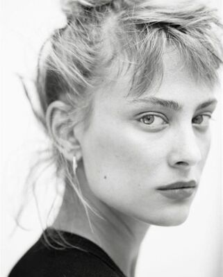 Nora Arnezeder Nora Arnezeder