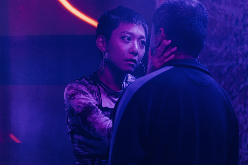 Stranger Eyes - © Juliana Tang - Akanga Films Asia Stranger Eyes - © Juliana Tang - Akanga Films Asia