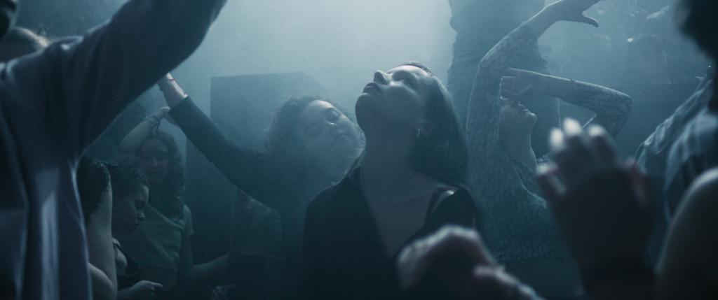 Louise - © GABMAN - LA BOETIE - SCOPE PICTURES - RTBF - VOO Be tv - PROXIMUS Louise - © GABMAN - LA BOETIE - SCOPE PICTURES - RTBF - VOO Be tv - PROXIMUS