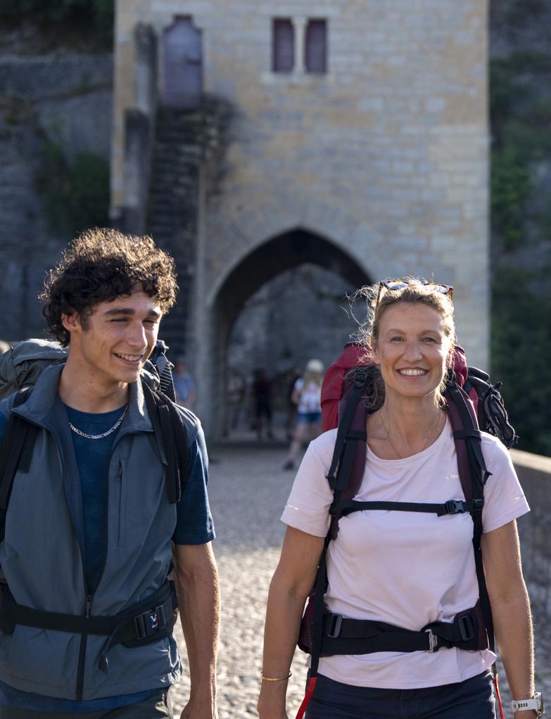Santiago: The Camino Therapy - &copy; 2025 Marie-Camille Orlando - Eveya Productions - Page Films - Apollo Films Distribution - France 3 Cinéma - Auvergne-Rhône-Alpes Cinéma- Artémis Productions