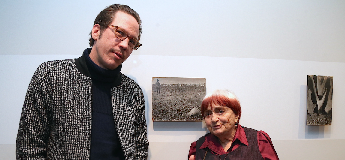 Magnífica edición del 22.° Rendez-Vous With French Cinema de Nueva York - Reda Kateb et Agnès Varda à son expositio chez Blum & Poe - © Bestimage Magnífica edición del 22.° Rendez-Vous With French Cinema de Nueva York - Reda Kateb et Agnès Varda à son expositio chez Blum & Poe - © Bestimage