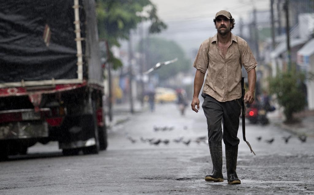 Opéración E - © Raul Soto Rodriguez 2012 Ajoz Films - Tormenta Films - Zircozine Opéración E - © Raul Soto Rodriguez 2012 Ajoz Films - Tormenta Films - Zircozine