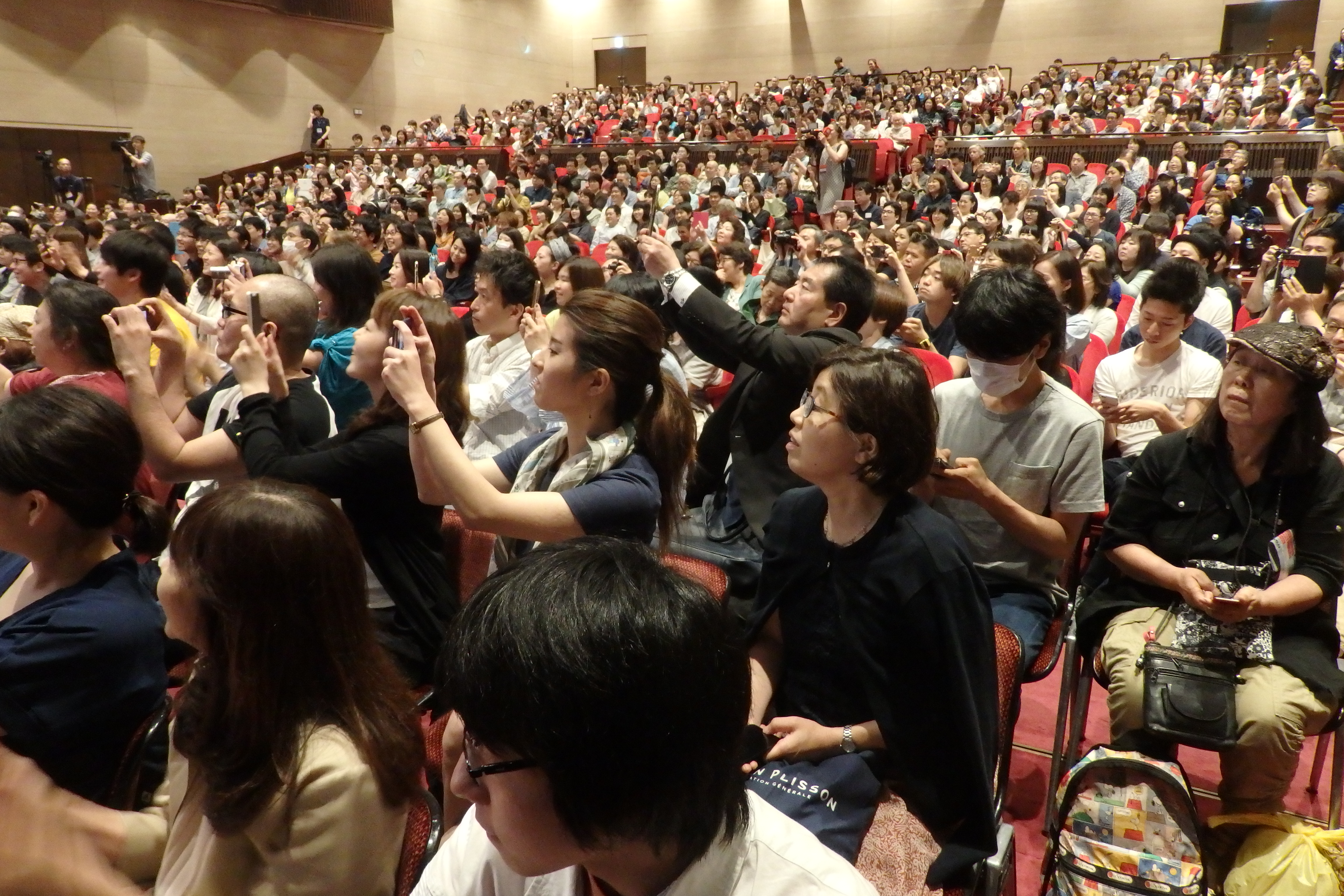 Portfolio - Q&A Isabelle Huppert & Paul Verhoeven Portfolio - Q&A Isabelle Huppert & Paul Verhoeven