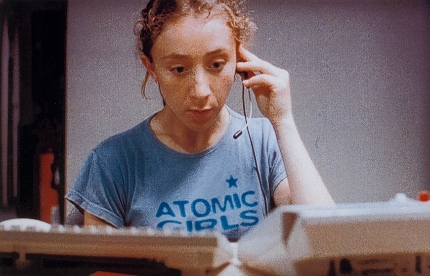 Faux Contact Faux Contact