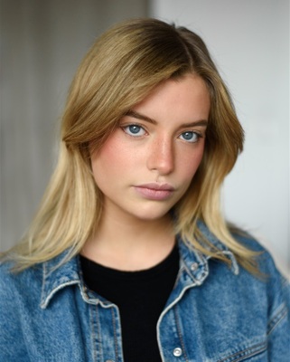 Artemisia Toussaint Artemisia Toussaint