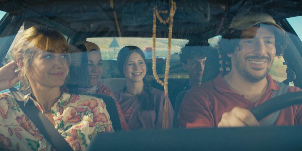 Sur la route de papa - © Gad Productions - UGC Images Sur la route de papa - © Gad Productions - UGC Images