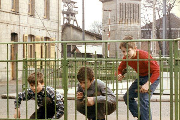 Naked Childhood Naked Childhood