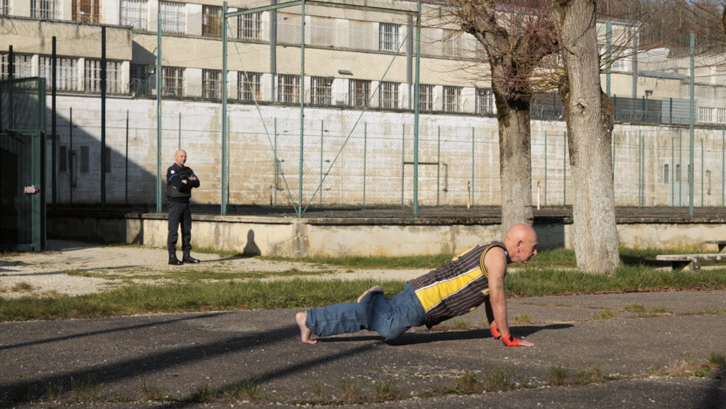 À l'ombre de l'abbaye de Clairvaux À l'ombre de l'abbaye de Clairvaux