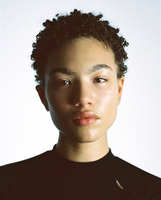 Louiza Aura Louiza Aura