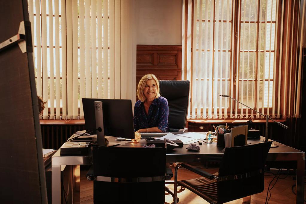 Inside Girl Inside Girl