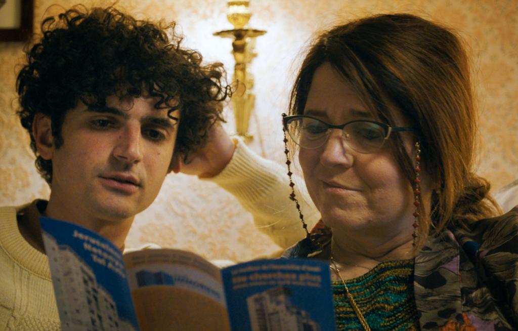 Michaël Zindel - © Simon Birman 2023 - Moonshaker Films - The Living - L'Embellie Michaël Zindel - © Simon Birman 2023 - Moonshaker Films - The Living - L'Embellie