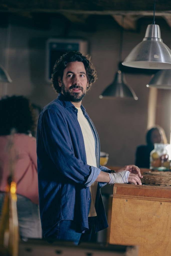 Maxime Gasteuil - &copy; Las Palmeras - Nolita Cin&eacute;ma - M6 Films - Wild Bunch - Princesse B&eacute;li - Elephant Story - Elephant Adventures