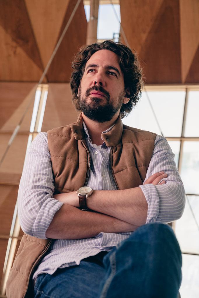 Maxime Gasteuil - &copy; Las Palmeras - Nolita Cin&eacute;ma - M6 Films - Wild Bunch - Princesse B&eacute;li - Elephant Story - Elephant Adventures