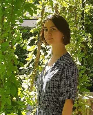 H&eacute;l&egrave;ne Manescau