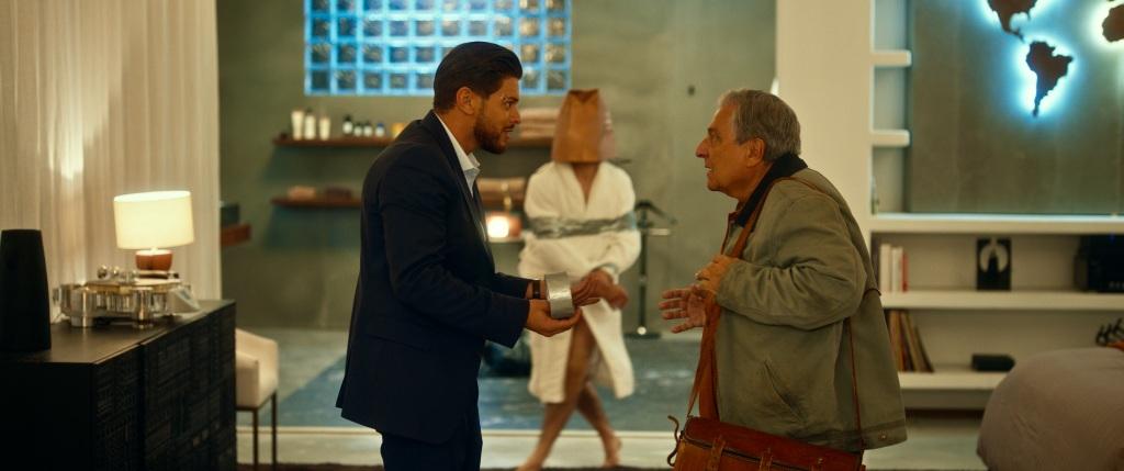 Christian Clavier - © 2025 CURIOSA FILMS - GV PRODUCTIONS - APOLLO FILMS DISTRIBUTION - M6 FILMS Christian Clavier - © 2025 CURIOSA FILMS - GV PRODUCTIONS - APOLLO FILMS DISTRIBUTION - M6 FILMS