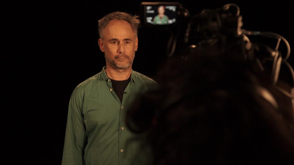 Être Jérôme Bel Être Jérôme Bel