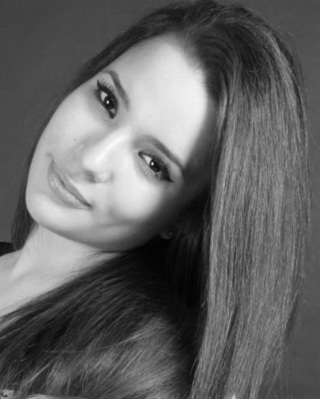 Chayma Surhan Chayma Surhan