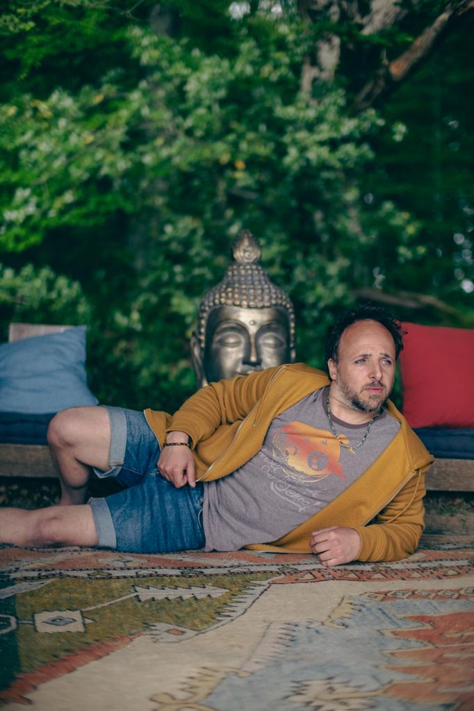 Romain Lancry - &copy; Las Palmeras - Nolita Cin&eacute;ma - M6 Films - Wild Bunch - Princesse B&eacute;li - Elephant Story - Elephant Adventures