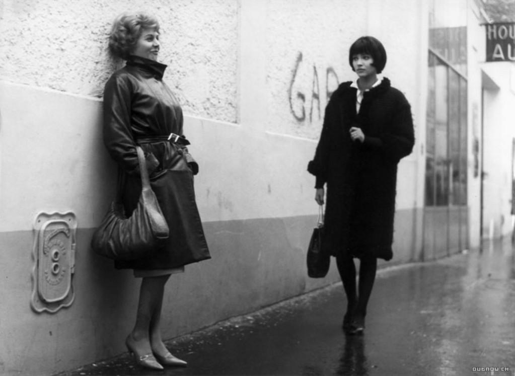 女と男のいる舗道 de Jean-Luc Godard (1962) - Unifrance