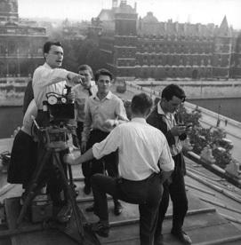 Paris nous appartient Paris nous appartient