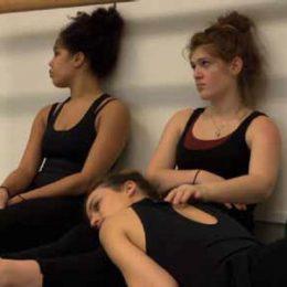 En haut de l’affiche En haut de l’affiche