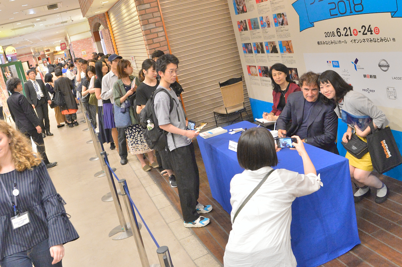 24 de junio, 4° día del Festival - Séance de dédicaces d'Albert Dupontel 24 de junio, 4° día del Festival - Séance de dédicaces d'Albert Dupontel