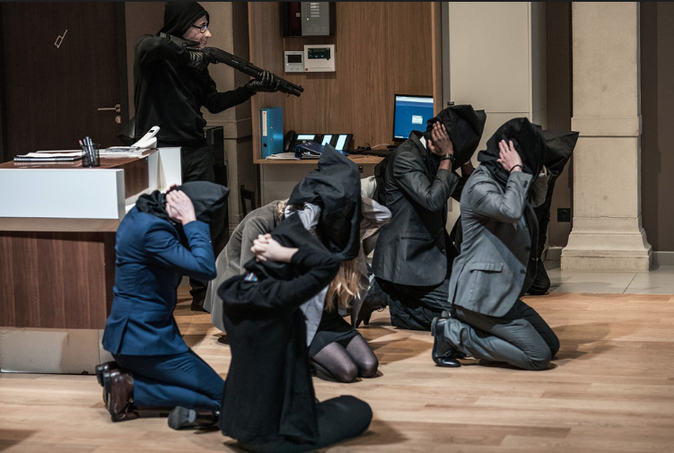 Down - © Ben Levy Down - © Ben Levy