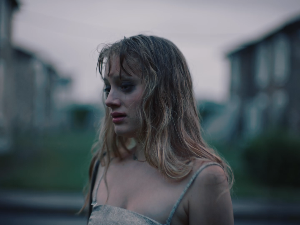 Une nuit, à travers champs Une nuit, à travers champs