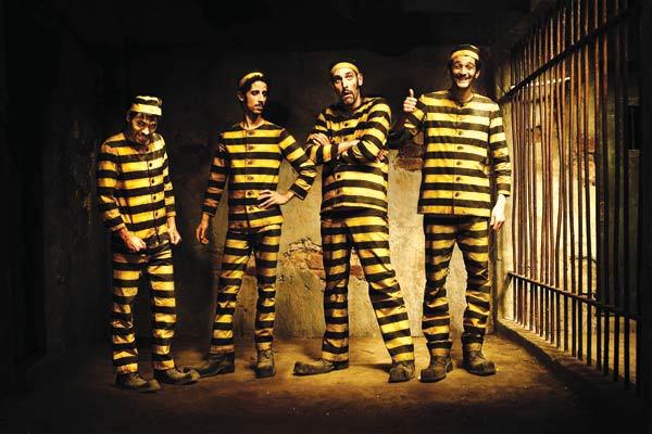 Los Dalton contra Lucky Luke Los Dalton contra Lucky Luke