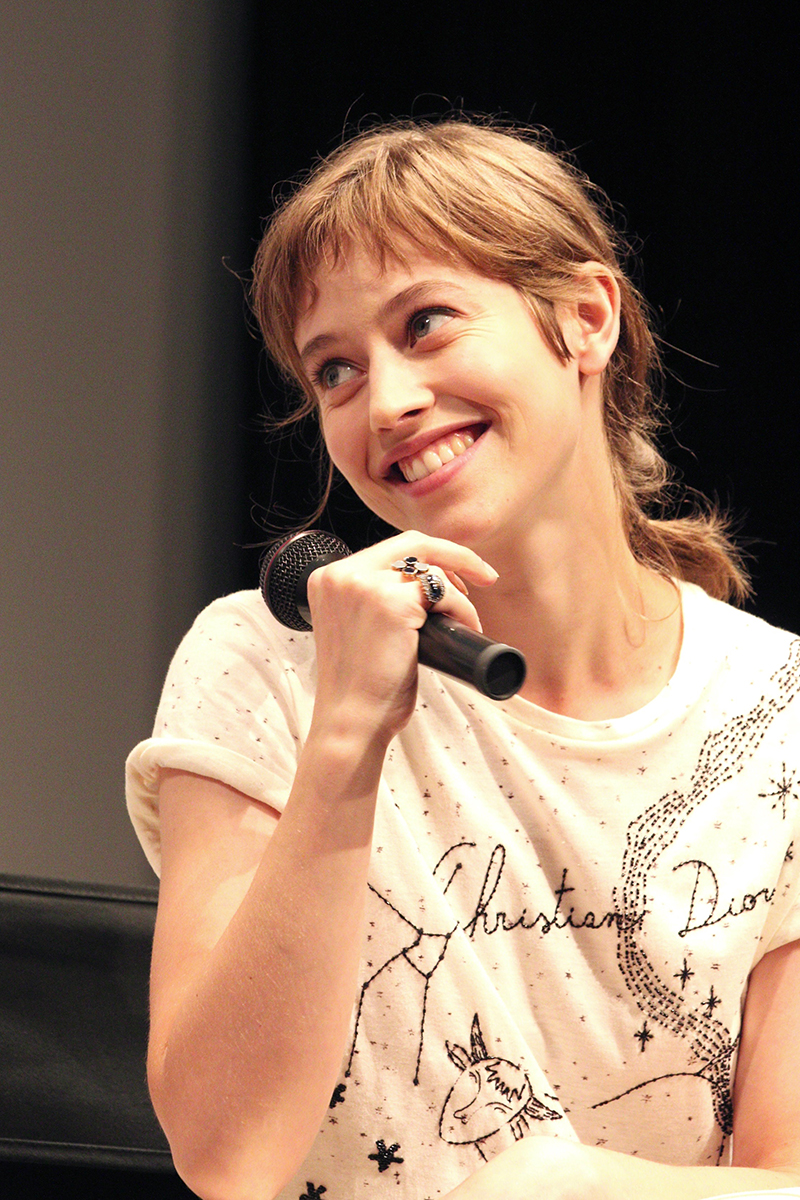 Portfolio - Rencontre avec Lou de Laâge et Anne Fontaine - © Rumi Shirahata Portfolio - Rencontre avec Lou de Laâge et Anne Fontaine - © Rumi Shirahata