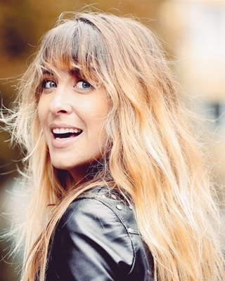 Aline Gaillot - &copy; pixellephoto.fr