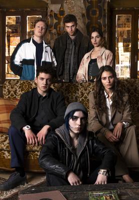 Phœnix - © Nicolas VELTER - France Télévisions - Les Films du Cygne - Storia Television Phœnix - © Nicolas VELTER - France Télévisions - Les Films du Cygne - Storia Television