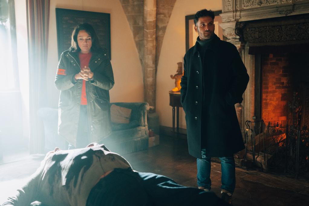 Astrid et Raphaëlle - © JLA Production