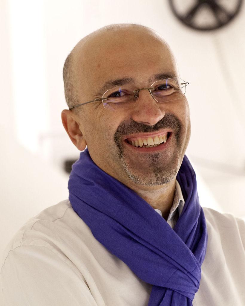 Malek Bensmaïl Malek Bensmaïl