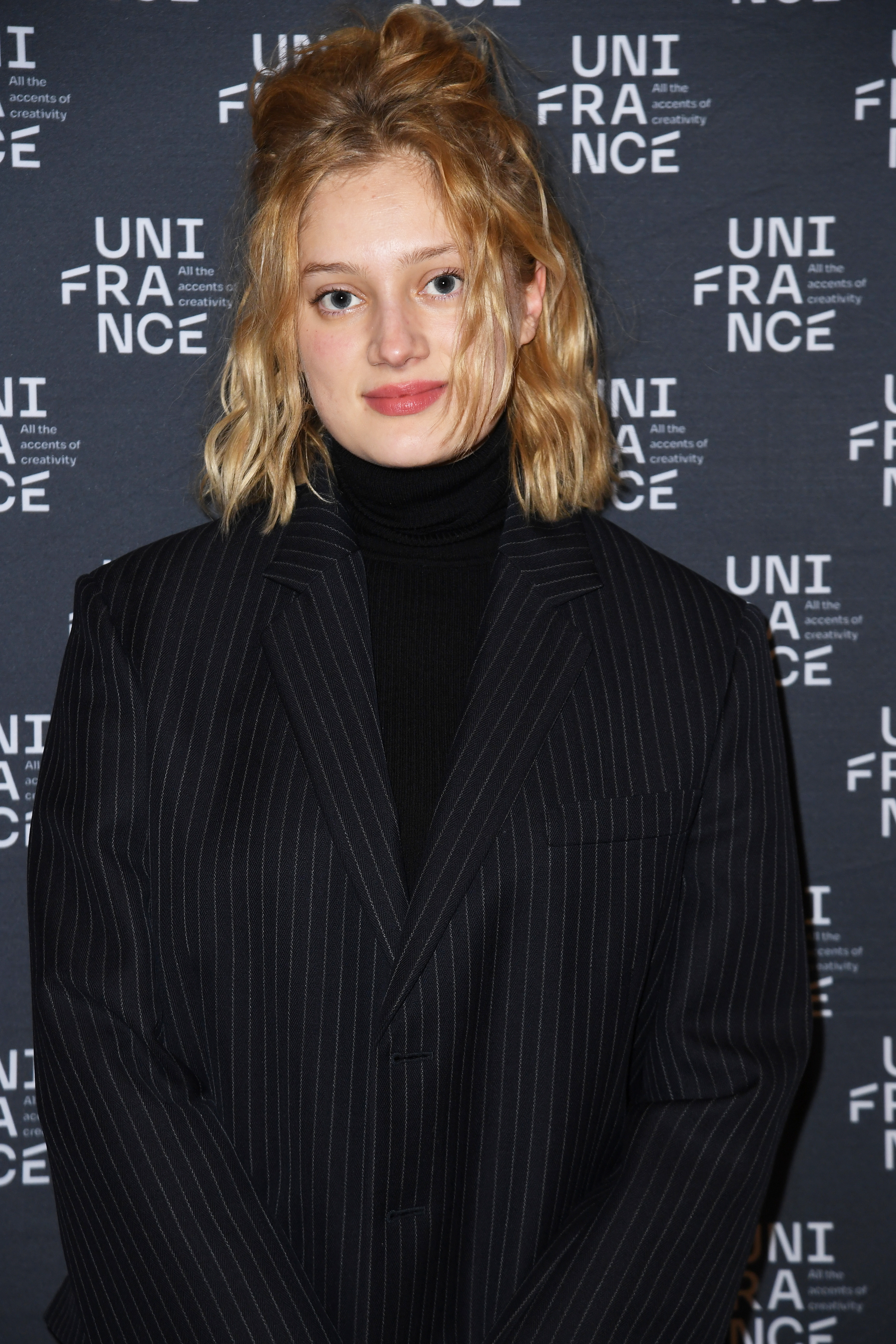 Virginie Efira receives a French Cinema Award from Unifrance - Nadia Tereszkiewicz (10 to Watch 2023) - © Giancarlo Gorassini/Unifrance Virginie Efira receives a French Cinema Award from Unifrance - Nadia Tereszkiewicz (10 to Watch 2023) - © Giancarlo Gorassini/Unifrance