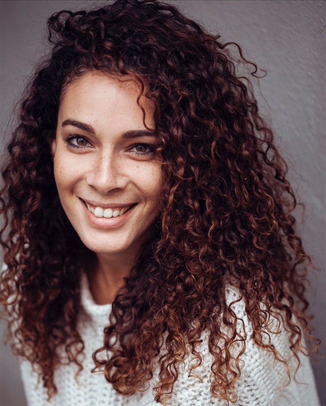 Charline Ben Larbi - © Natacha Lamblin Charline Ben Larbi - © Natacha Lamblin