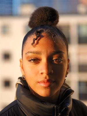 Tya Deslauriers Tya Deslauriers