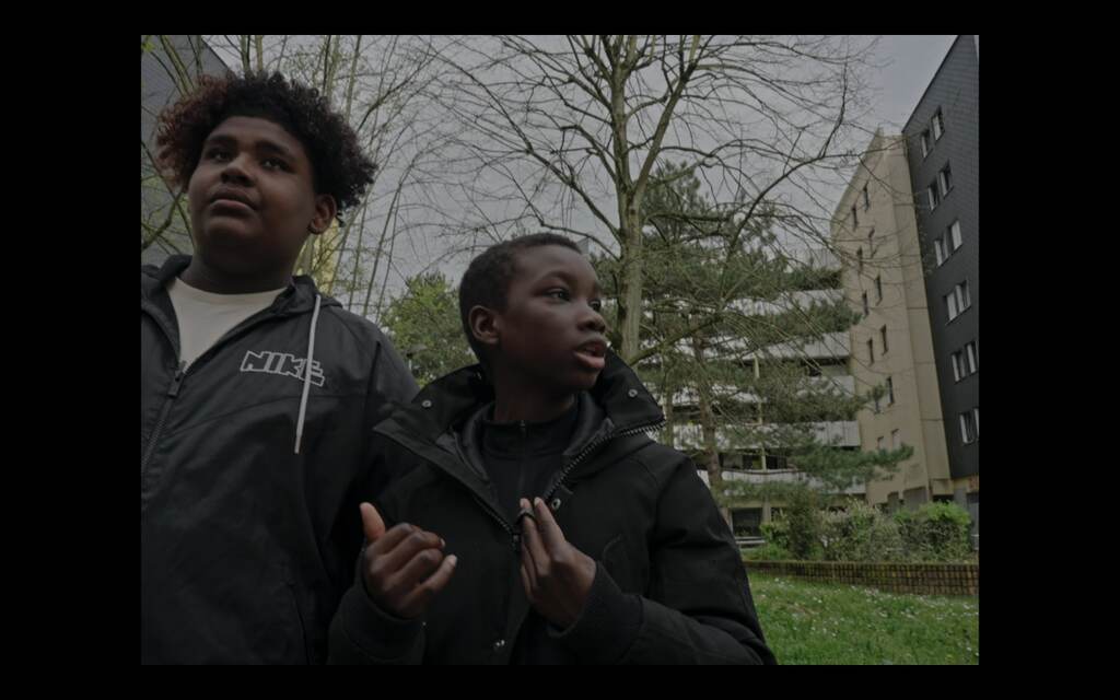 Les Gar&ccedil;ons, les filles