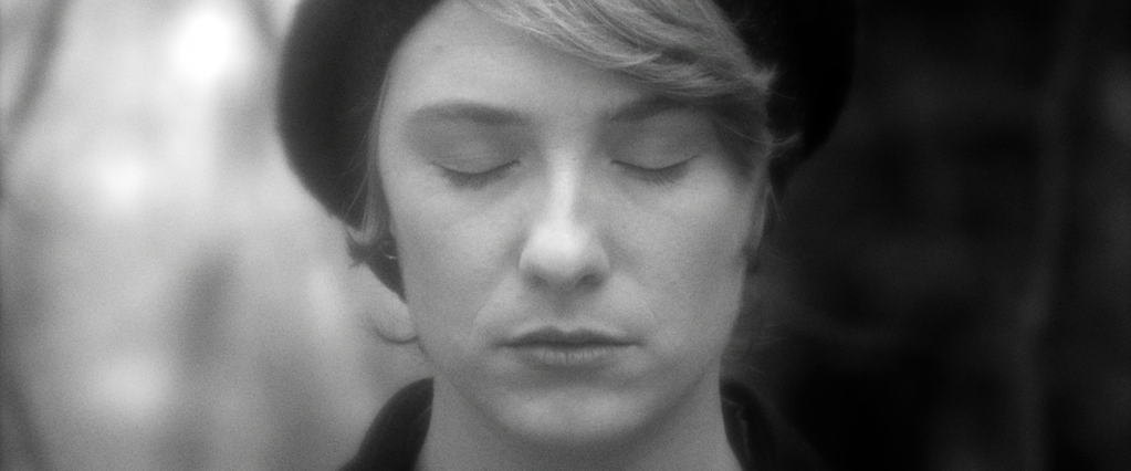 What Makes Me Take the Train What Makes Me Take the Train