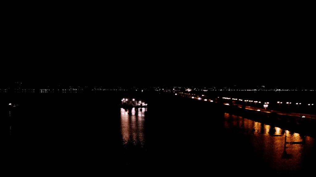 Je me suis mordue la langue Je me suis mordue la langue