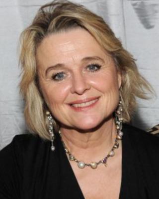 Sinéad Cusack Sinéad Cusack